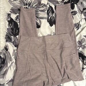 VS High-Waisted Leggings